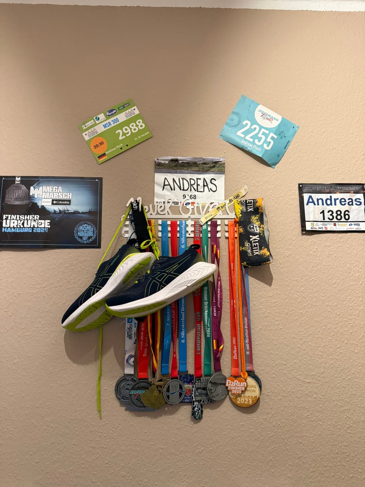 Medaillen und Startnummern – echte Event-Erfahrung